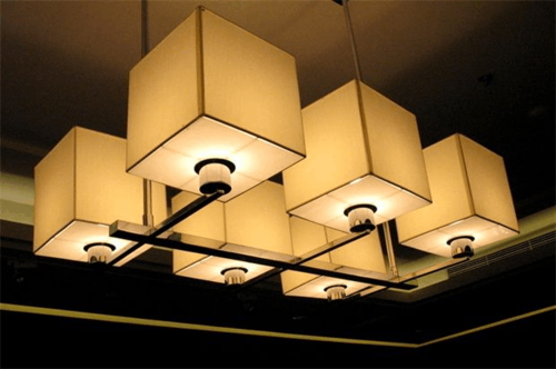 常用的家用照明灯具品种